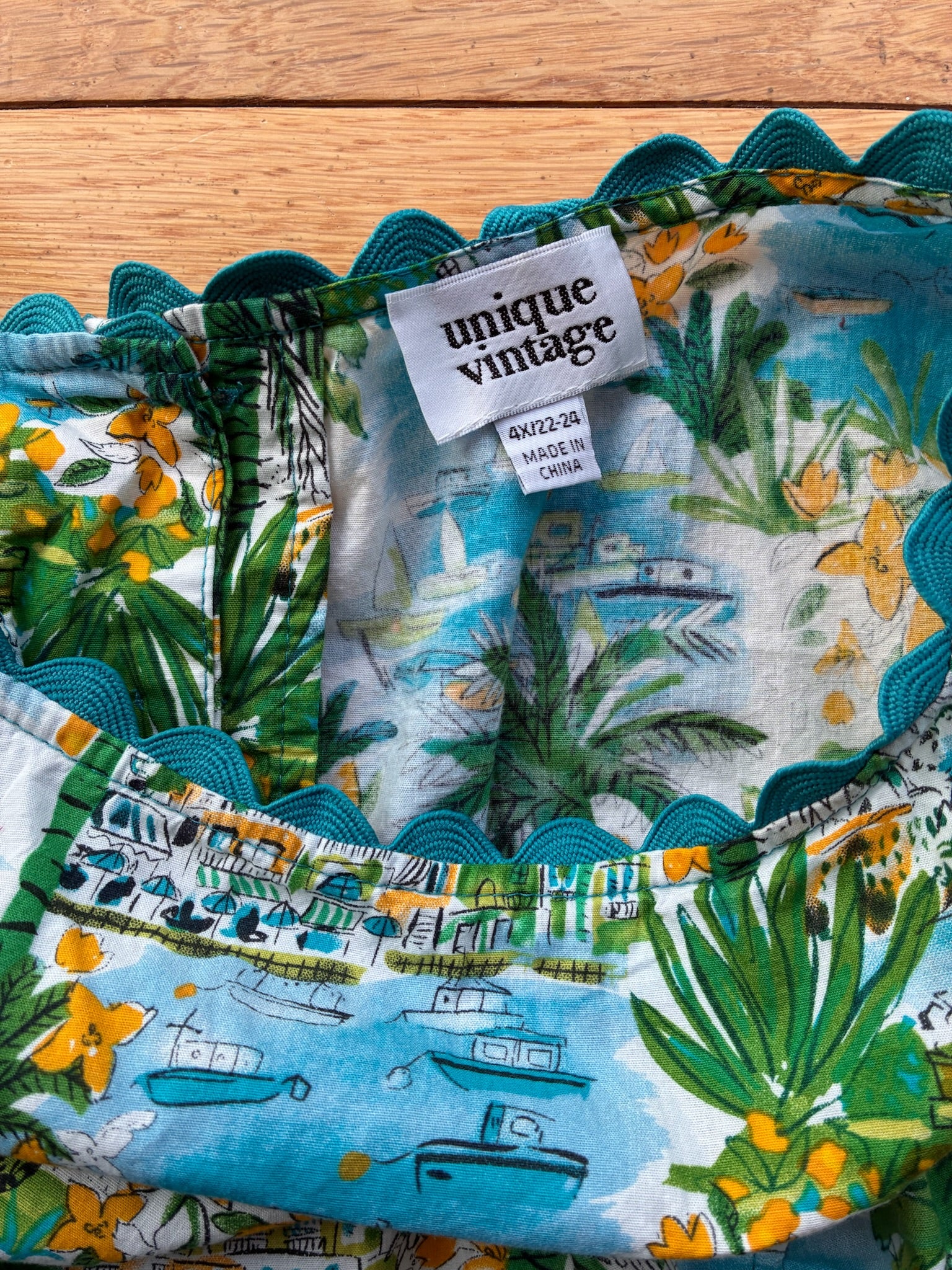 Unique Vintage Vacation Print Peplum Tank