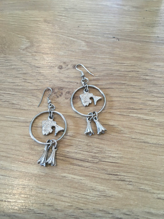 Fish & trumpet flower silver pendant earring