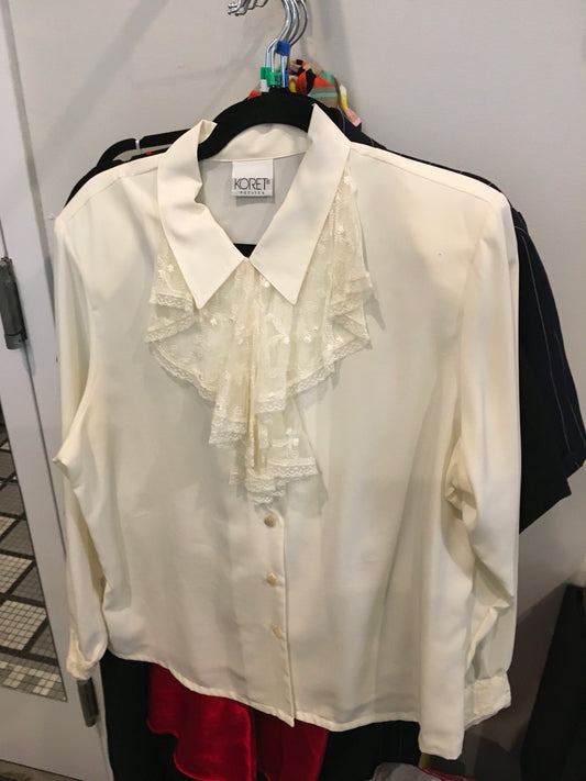 Koret White Ruffle Button Up