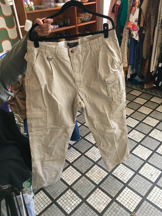 XL Khaki 5.11 Cargo Pants