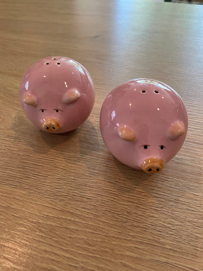 Pig Salt & Pepper Shakers