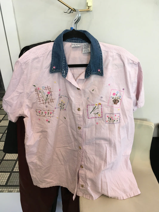 Bobbie Brooks Embroidered Short Sleeve Button Up